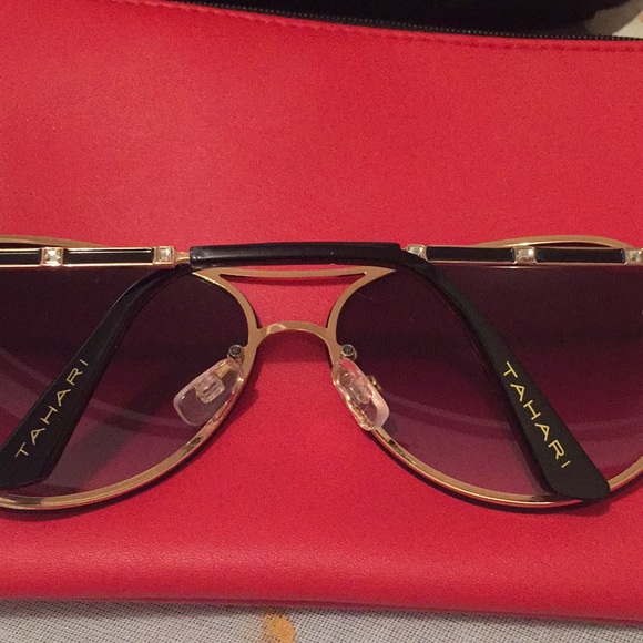 Tahari Accessories - Original Tahari Sunglasses Tahari Accessories - Original Tahari Sunglasses